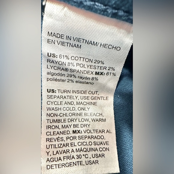 Chico's Girlfriend Frayed Cropped Seaport Blue Jeans - Picture 10 of 13